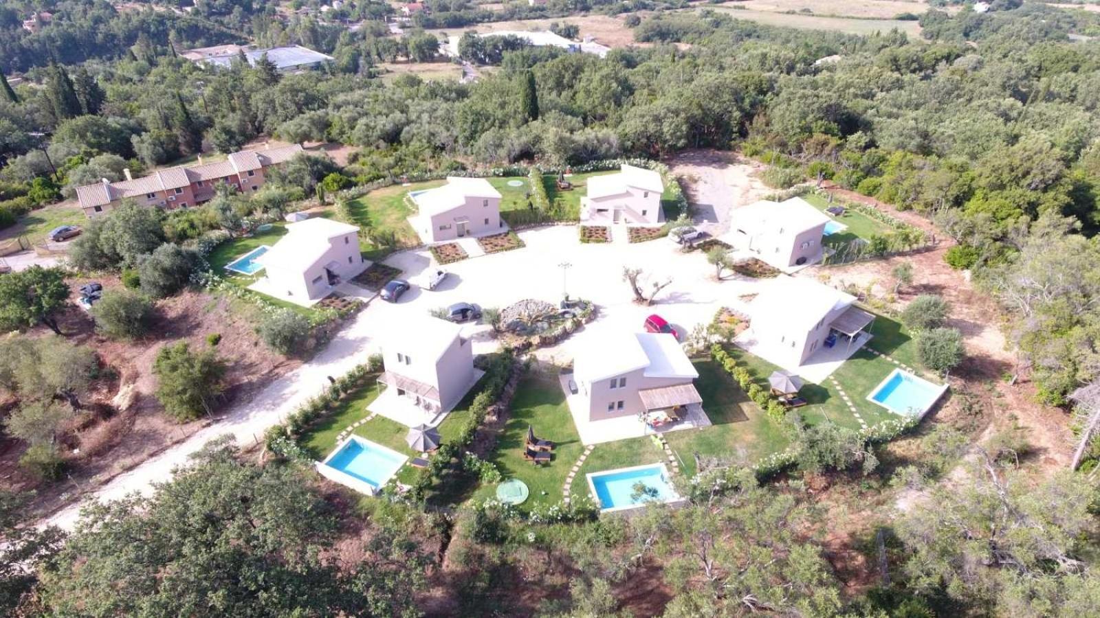 Villas Epta Karpi Complex Of 7 Luxury Villas Skriperon Exterior photo